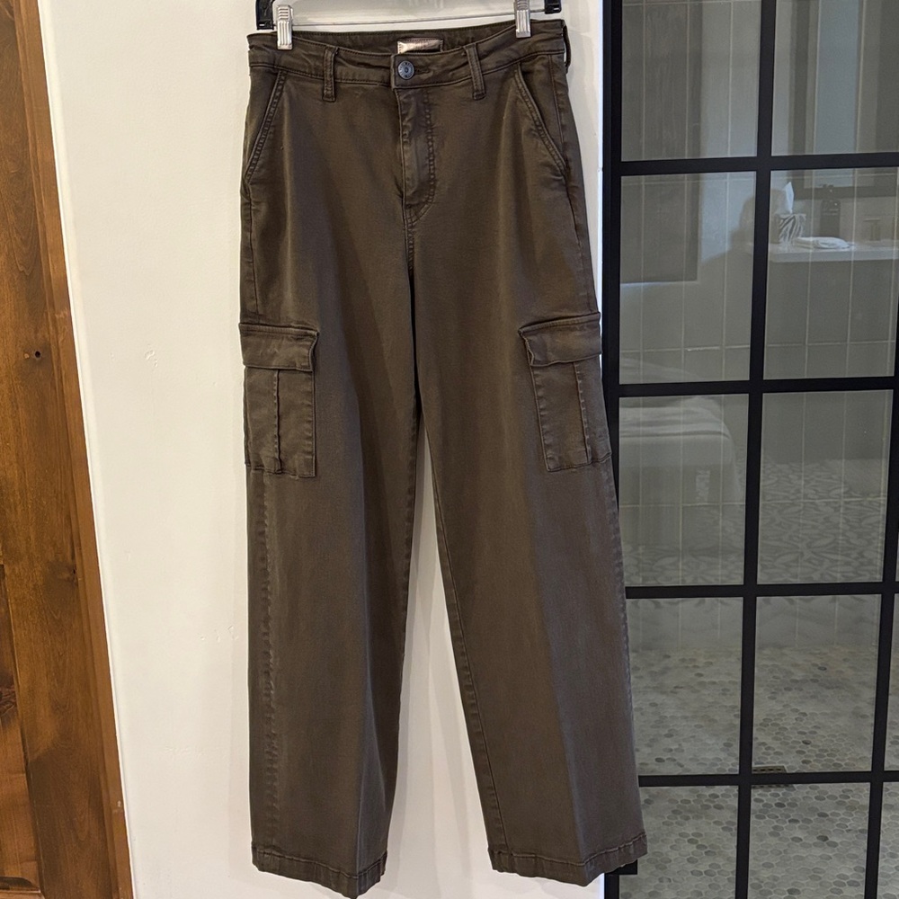 KUT Cargos